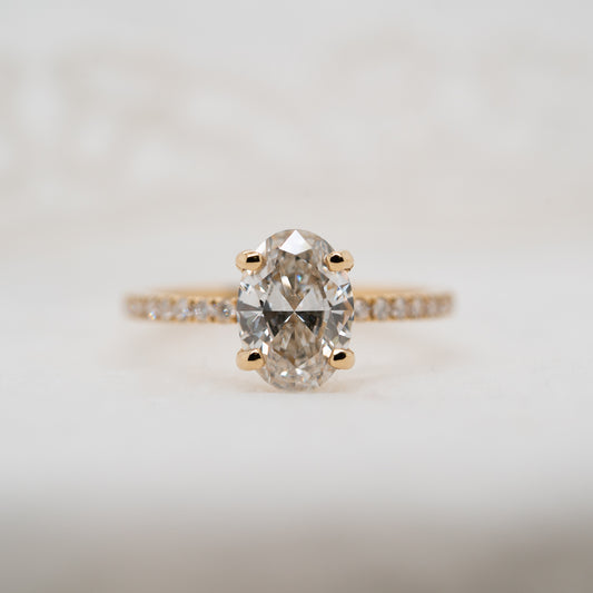 The Aesa Ring | Lab Diamond Oval Thin Band Shoulder Set Engagement
