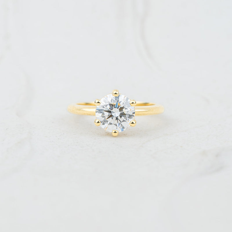 The Cyra | Round Lab Diamond Tiffany Solitaire Engagement Ring