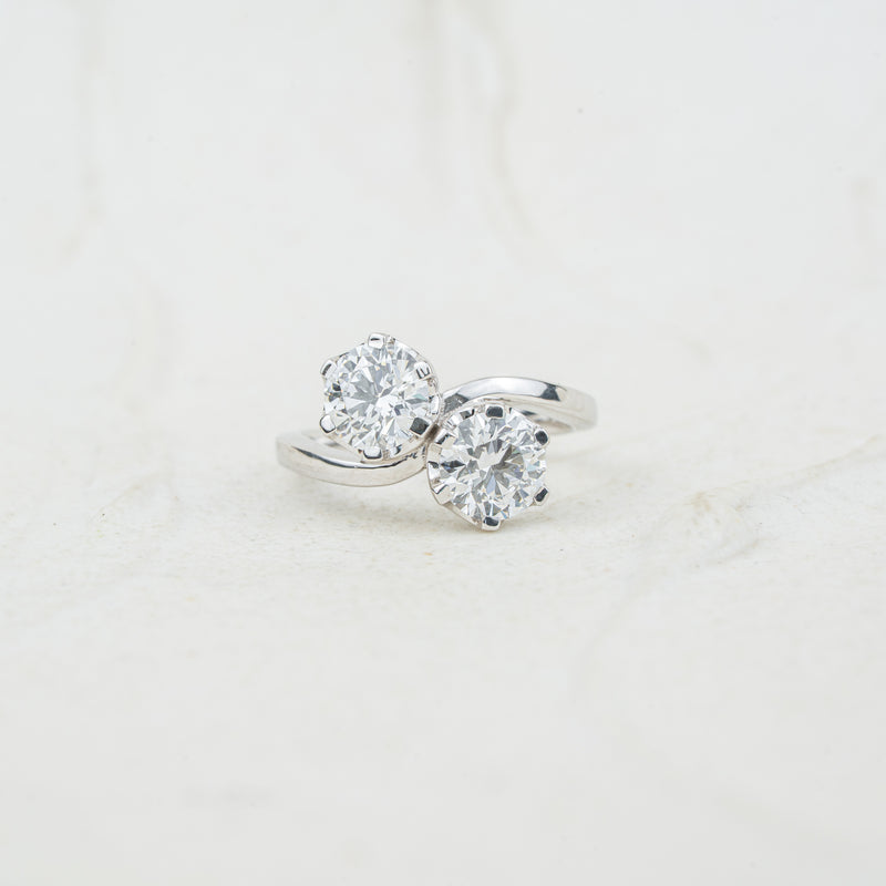 The Elysia | Round Lab Diamond Toi Et Moi Wave Vintage Engagement Ring