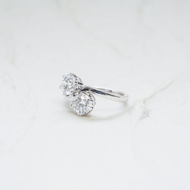 The Elysia | Round Lab Diamond Toi Et Moi Wave Vintage Engagement Ring