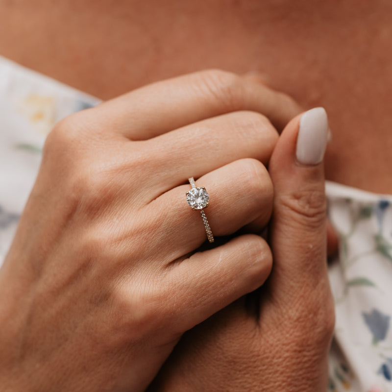 The Afonsa Ring in white gold showing nature inspired design and flat profile