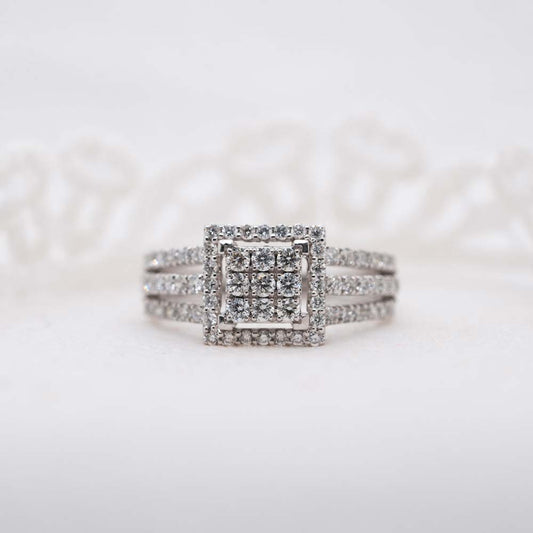 The Niamh Ring | 0.96ct VS1 D-E Lab Diamond Pavé Art Deco Halo Cluster