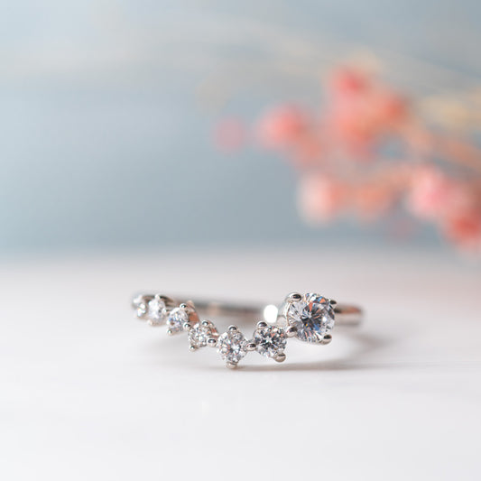 The Inara Ring | Lab Diamond Wave Curved Band