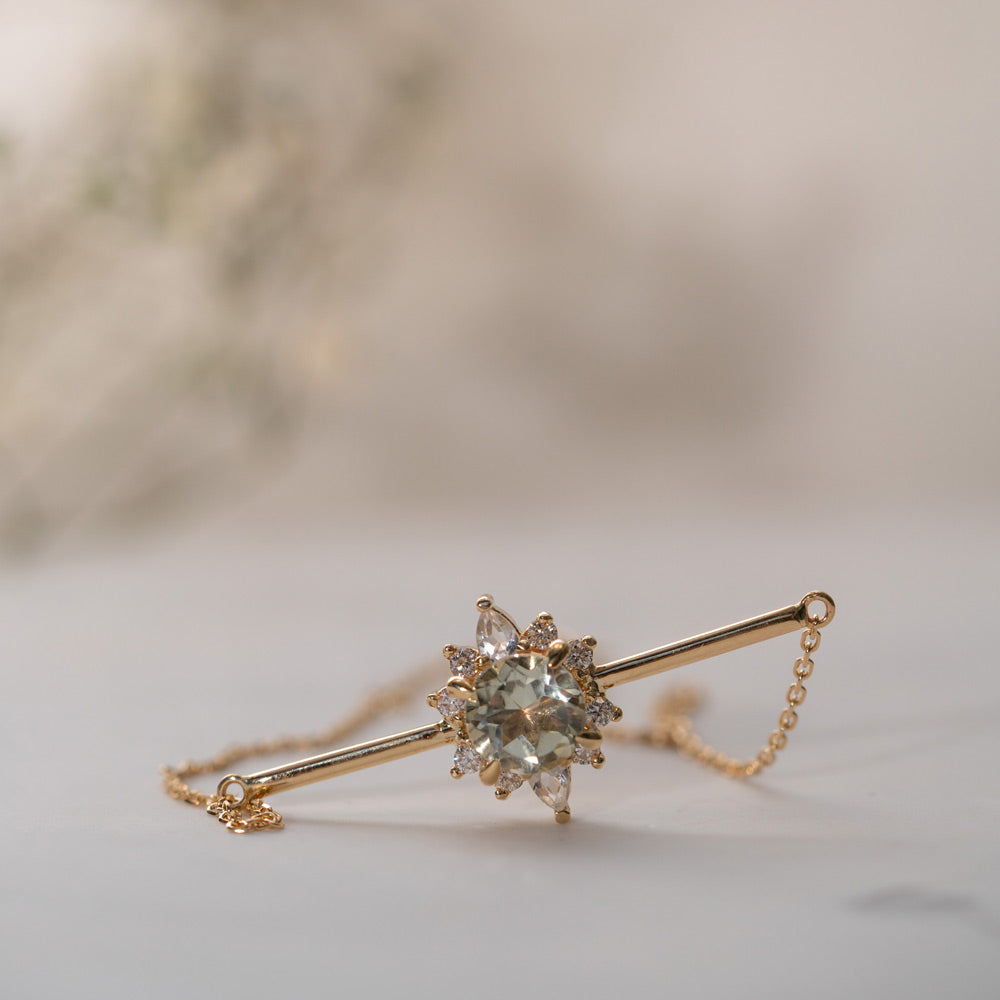 The Karensa Bracelet | VS1 D-E Lab Diamonds. Ethical Gemstone. 100% Recycled 9k Gold Halo