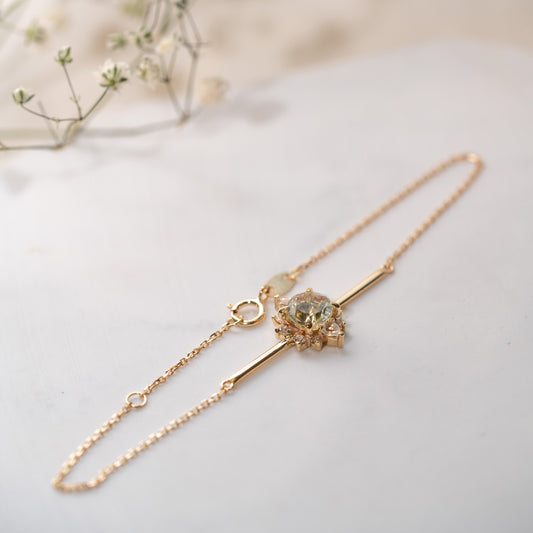 The Karensa Bracelet | VS1 D-E Lab Diamonds. Ethical Gemstone. 100% Recycled 9k Gold Halo