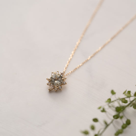 The Karensa Pendant | VS1 D-E Lab Diamonds. Ethical Gemstone. 100% Recycled 9k Gold Halo