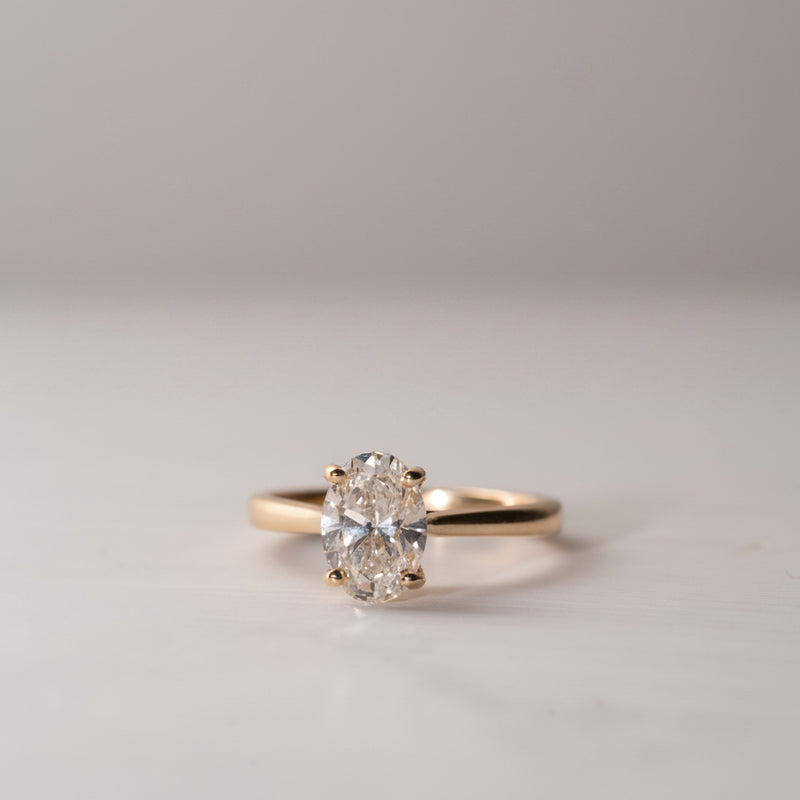 The Poppy | Oval Lab Diamond Classic Solitaire Engagement Ring