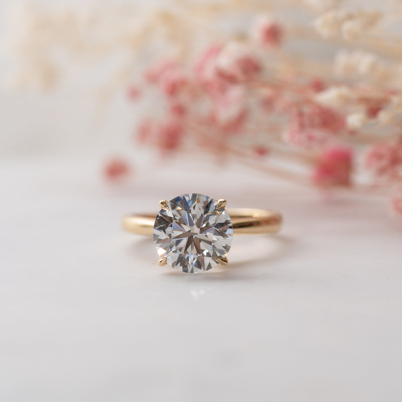 2.5 carat solitaire tiffany classic diamond engagement ring in 18k gold 4 claw setting made in cornwall by Ethica Diamonds 