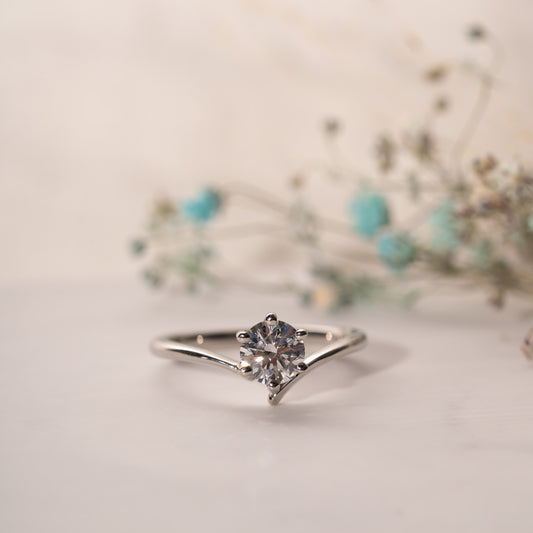 The Akilina Ring | Round Lab Diamond Asymmetrical Engagement Solitaire