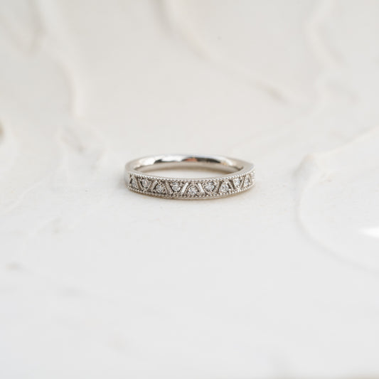 The Akira Ring | Lab Diamond Geometric Milgrain Stacking Band