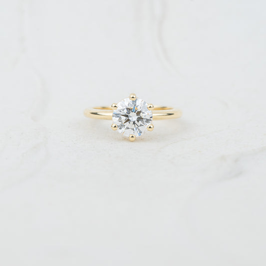 The Cyra | Round Lab Diamond Tiffany Solitaire Engagement Ring