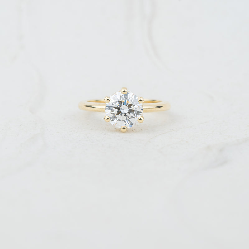 The Cyra | Round Lab Diamond Tiffany Solitaire Engagement Ring