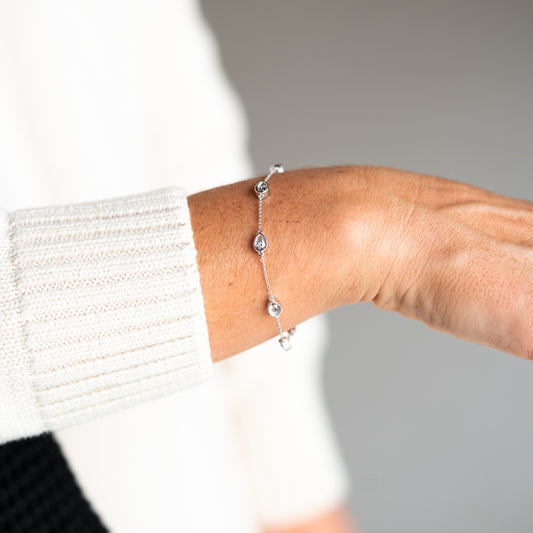 The Elodie | 1.20ct Station Pear Bracelet