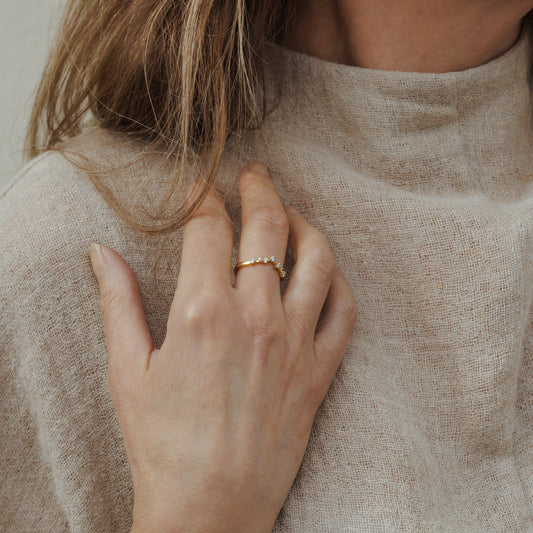 The Esther | Lab Diamond Contoured Scattered Stacking Band