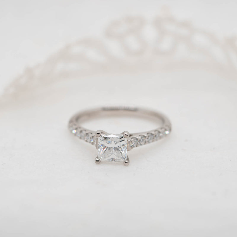 Modern solitaire engagement ring by Ethica Diamonds