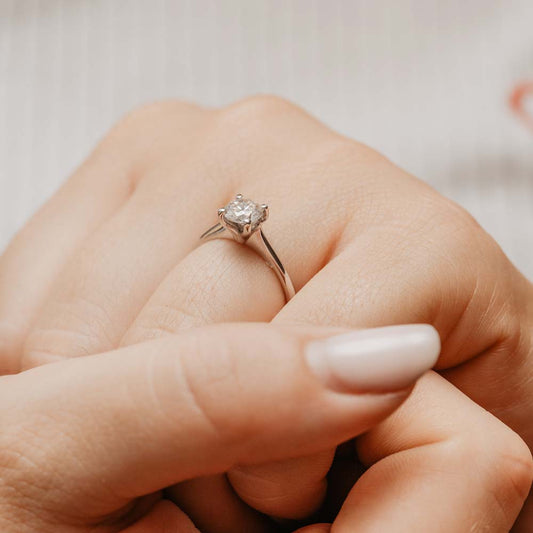 The Frankie | 0.65ct VS1 Lab Diamond Round Four Claw Engagement Solitaire Ring