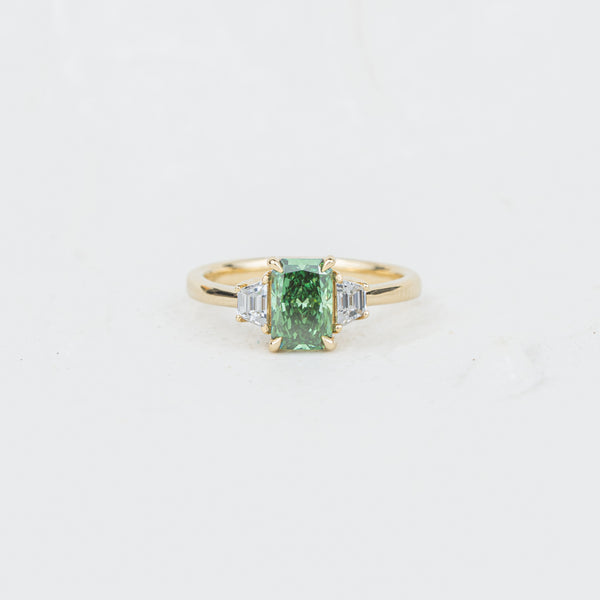 The Evelyn - Coloured Diamond | Emerald & Trapezoid Cut Lab Diamond Trilogy Ring