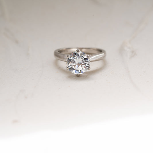 The Harriet | 2.01ct D-E VVS1 Tiffany Solitaire Ring in 950 Platinum