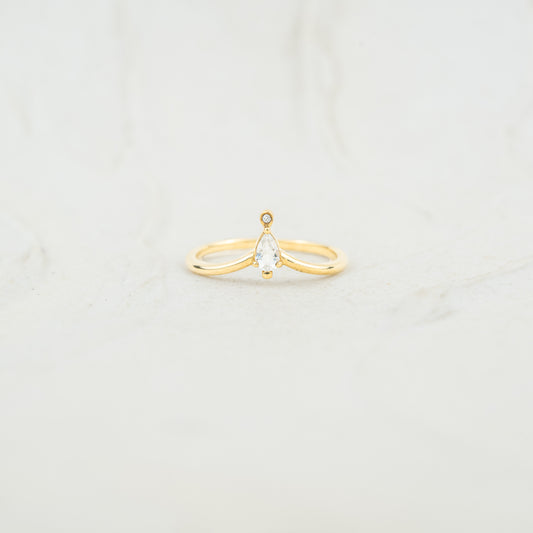 The Melder Ring |  Lab Diamond. 100% Recycled 9k Gold Stacking