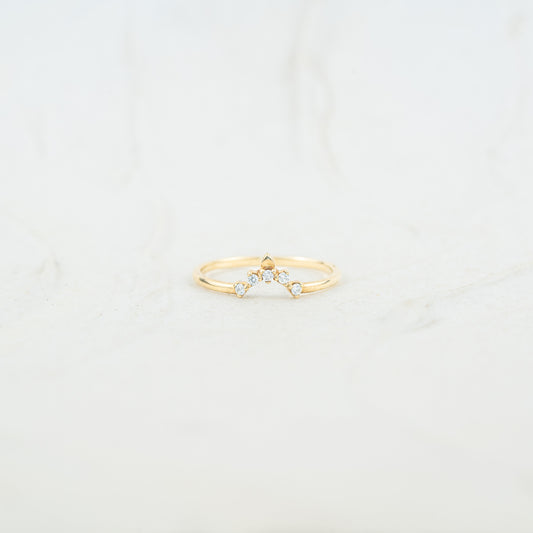 The Merryn Ring | VS1 D-E Lab Diamonds. 100% Recycled 9k Gold Tiara