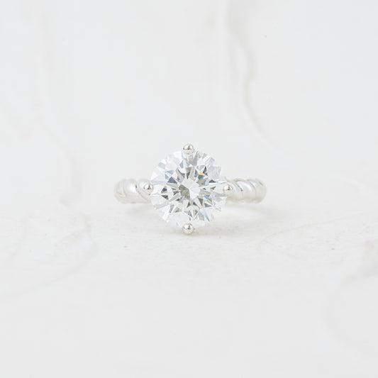 The Ophelia | Round Cut Lab Diamond Rope Solitaire Engagement Ring