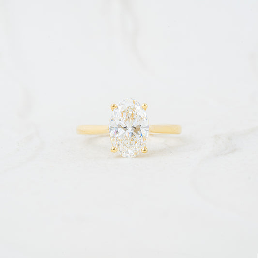 The Poppy | Oval Lab Diamond Classic Solitaire Engagement Ring
