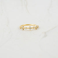 The Rosenwyn | VS1 D-E Lab Diamonds. 100% Recycled 9k Gold Stacking Ring