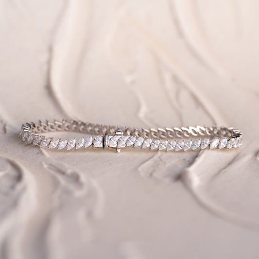 The Vera | 7.0ct Marquise Tennis Style Bracelet in 9k Gold