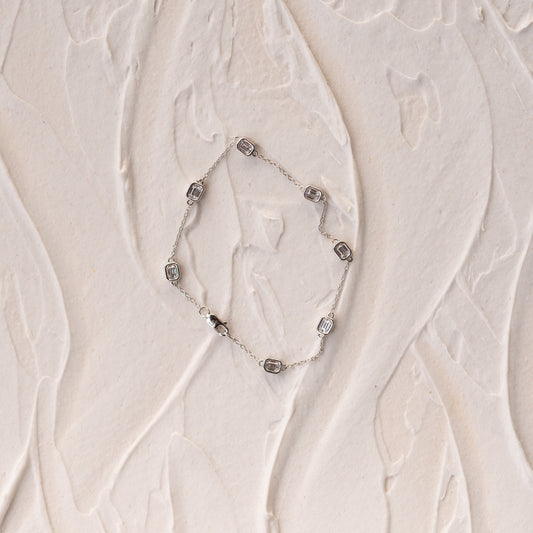 The Viola | 1.20ct Emerald Cut Lab Diamond Bezel Set Bracelet in 9k Gold