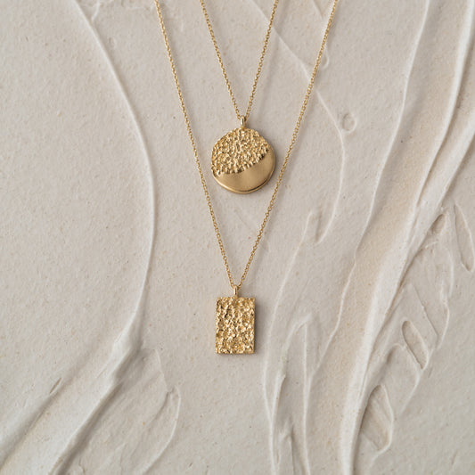 The Zia | Textured Dog Tag 9K Gold Necklace