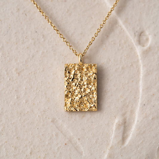 The Zia | Textured Dog Tag 9K Gold Necklace