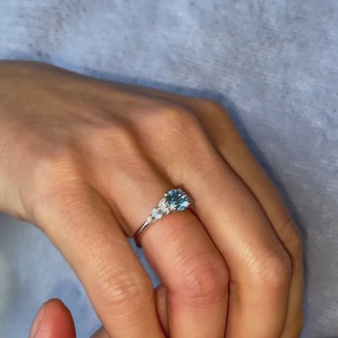 Ethica Diamonds Natalia ring blue lab diamond video crafted in recycled metal, celebrating Art Deco flair.