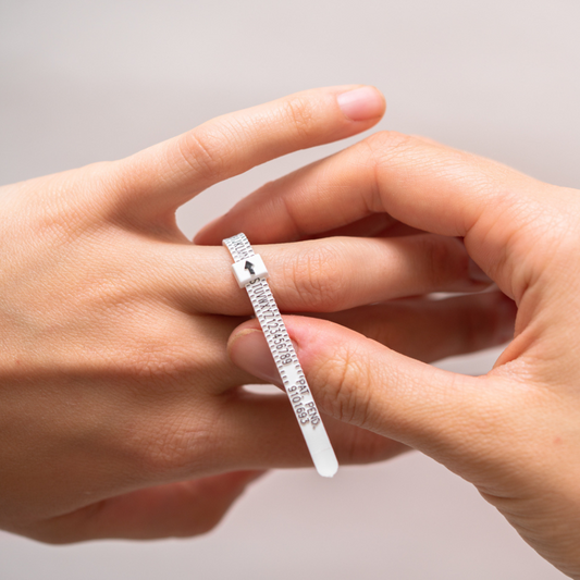 Free Ring Sizer (postage applies)